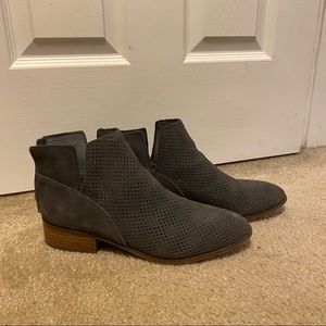 Crown Vintage Womens boots | worn once